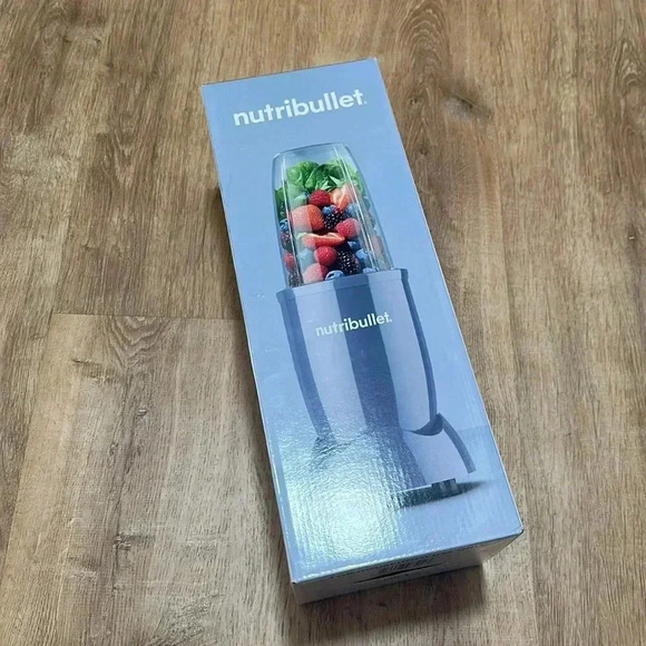 NUTRIBULLET | 500 Personal Blender, Light Blue - Picture 2 of 2